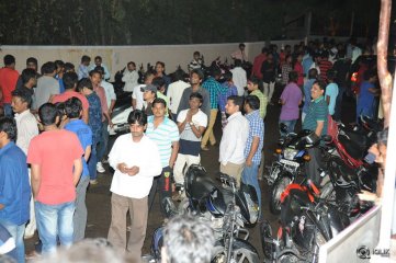 Srimanthudu Movie Hungama